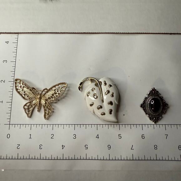 Sarah Coventry Lot (8) Pieces Butterfly Leaf Starburst Cabochon Stick Brooches - Picture 3 of 5